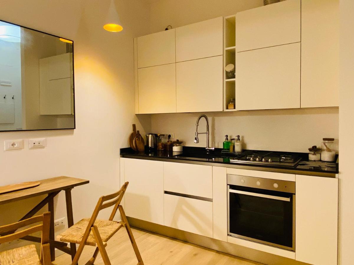 Piazzaborsa Charme Apartment Trieste Ngoại thất bức ảnh