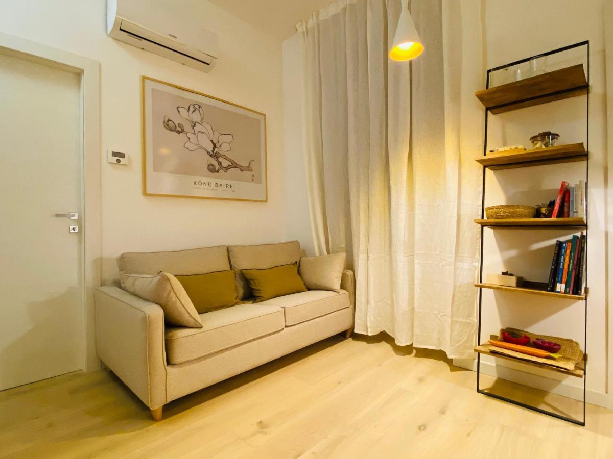 Piazzaborsa Charme Apartment Trieste Ngoại thất bức ảnh